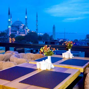 perula-hotel.istanbul-turkeyhotels.com/