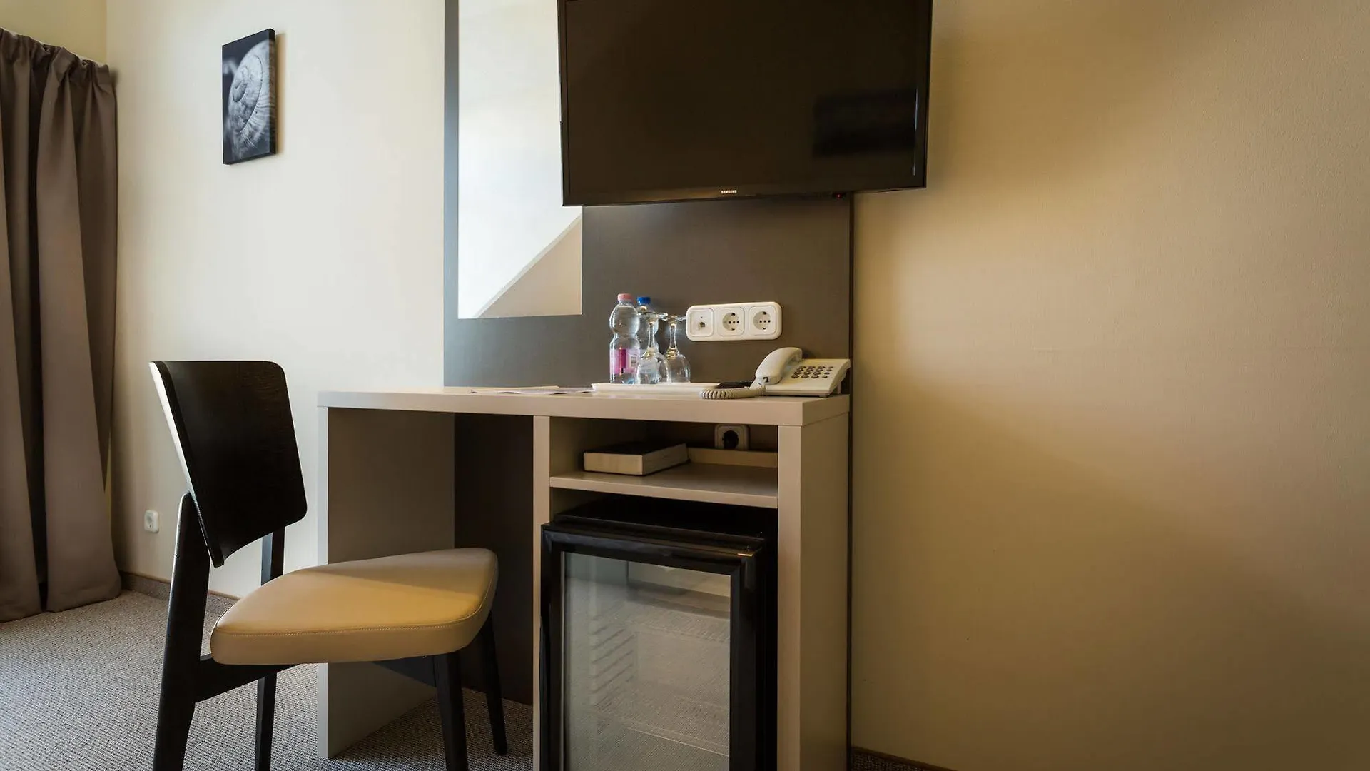 Corvin Hotel Budapest Corvin Wing